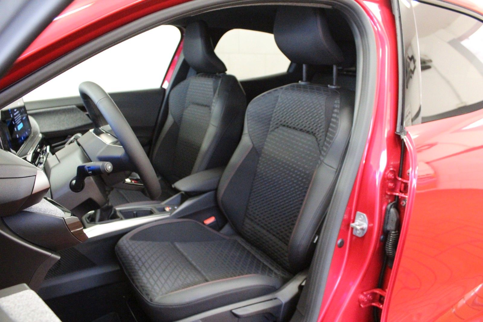 Fahrzeugabbildung Renault Clio VI TCe 115 Techno*Winter-Paket* #15687