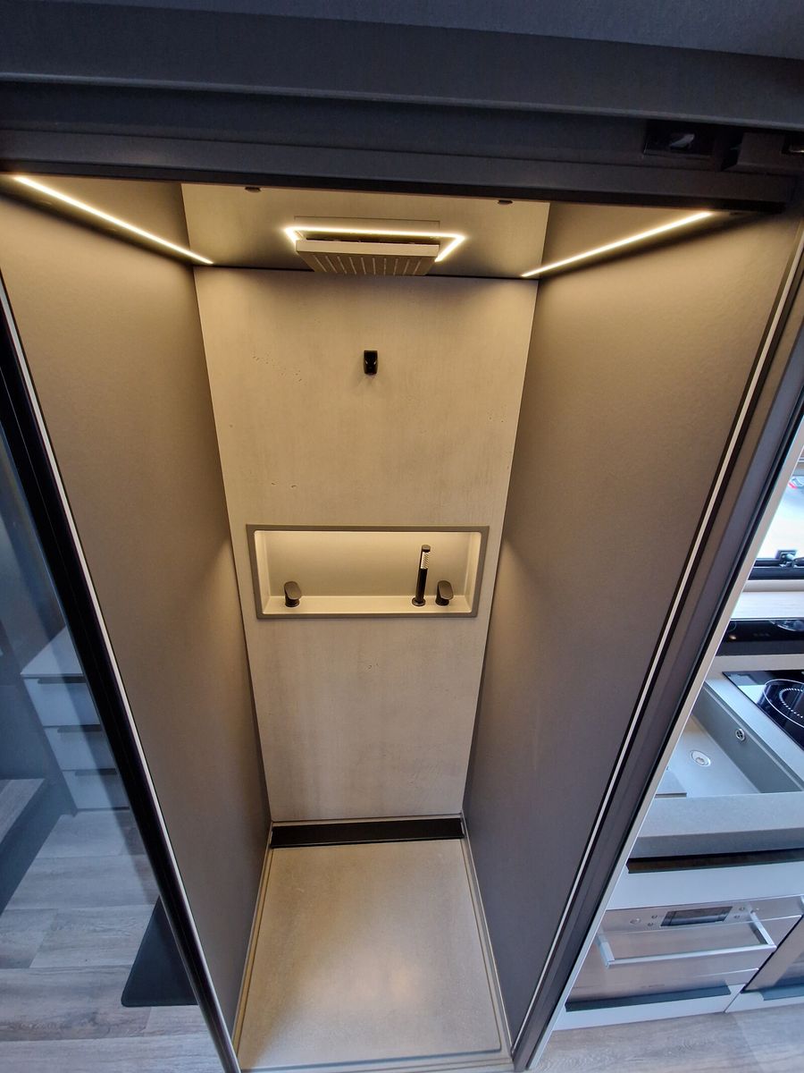 Fahrzeugabbildung Niesmann + Bischoff Flair 920