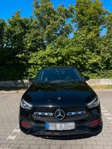 Mercedes-Benz Mercedes GLA 250e Plug-in Hybrid - Mercedes-Benz GLA 250 in München