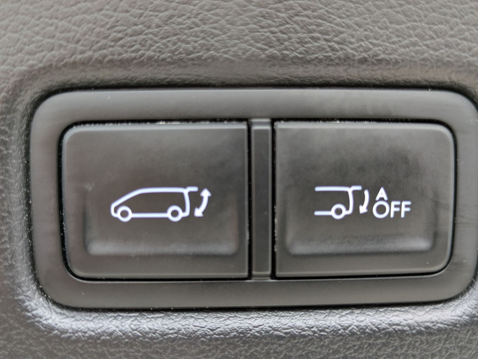 Fahrzeugabbildung Hyundai Staria 2.2 CRDi 4WD Prime*9*LED*PANO*360°KAM*ACC