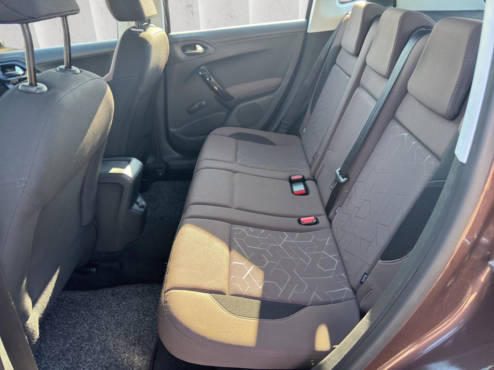 Peugeot 2008 Active *PP*Sitzheizung*abnehmb.AHK
