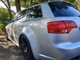 Audi RS4 B7 Avant - Audi A4: Kombi, RS