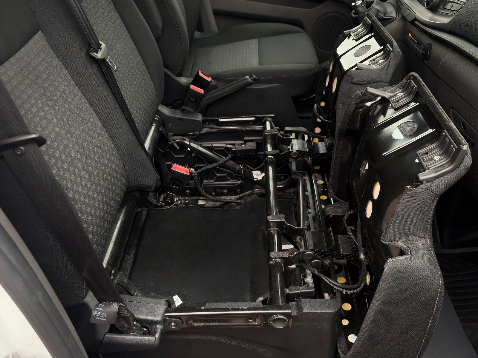 Fahrzeugabbildung Ford Transit Custom 300 L2 H1 Trend Navi Kamera Temp.