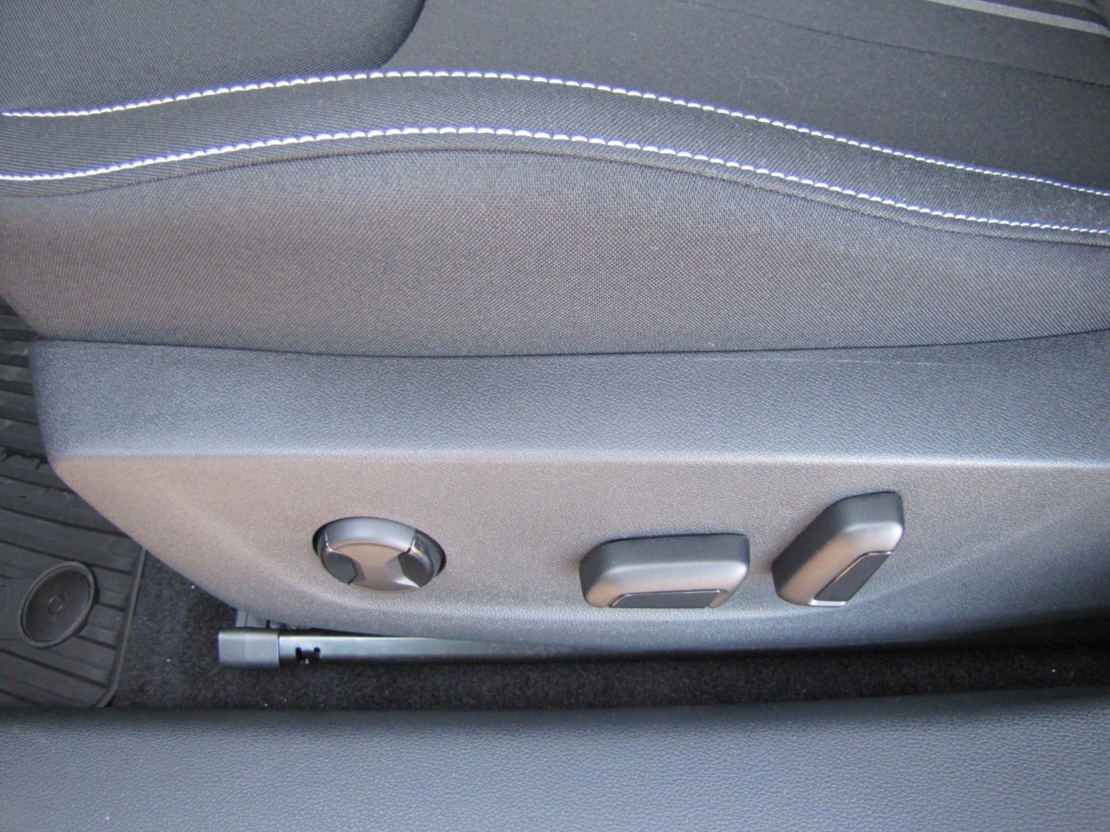 Fahrzeugabbildung SKODA Scala Monte Carlo 1.5l TSI 150PS 7-Gang DSG