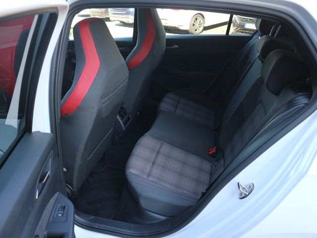 Volkswagen Golf - Bild 7
