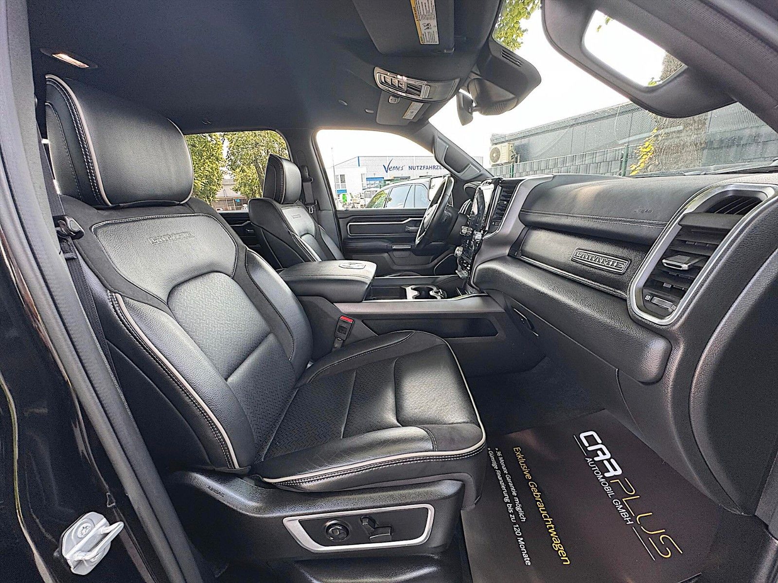 Fahrzeugabbildung Dodge RAM 5.7 V8 HEMI LARAMIE Night 4x4 eTorq  Tesla