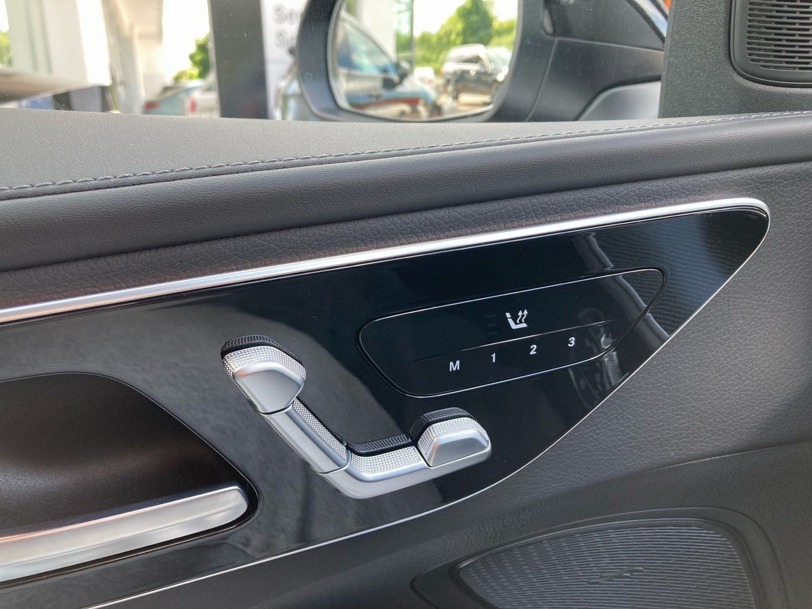 Fahrzeugabbildung Mercedes-Benz C 220 d T AMG*Memory*Towtwink*Kamera*LED*CarPlay