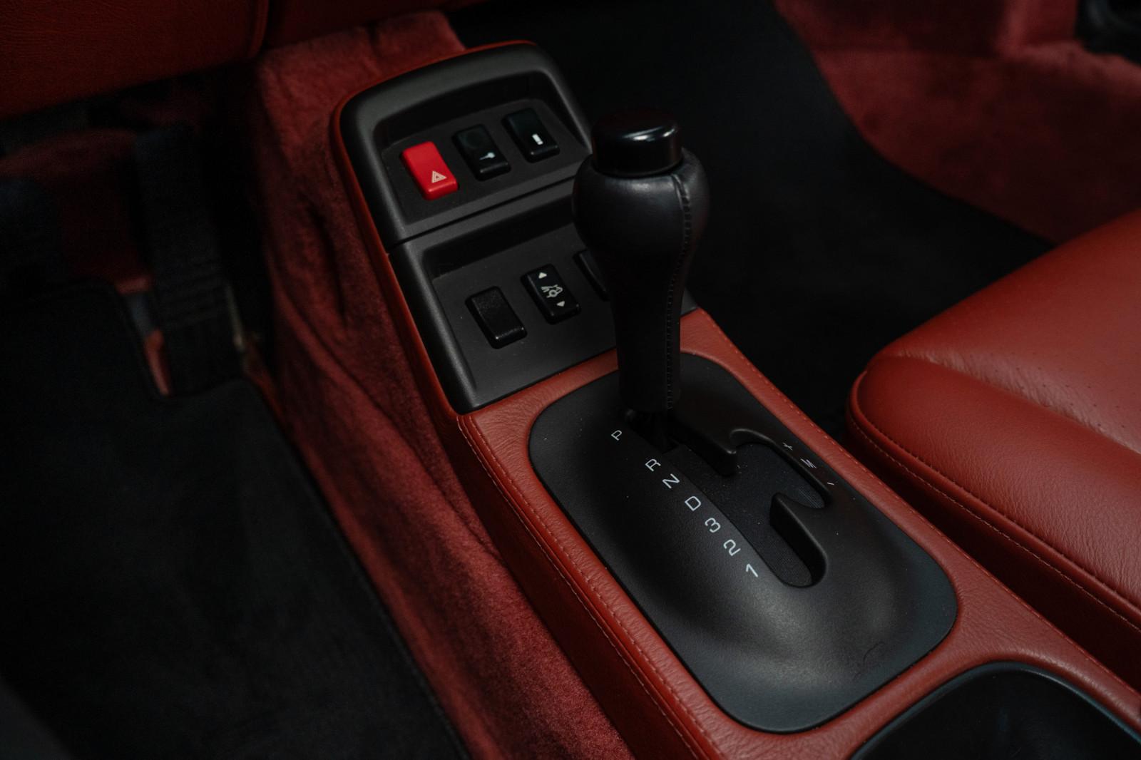 Porsche 993 Carrera Coupé deutsches Fahrzeug m. Historie