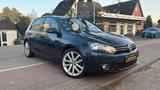 Volkswagen GOLF VI HIGHLINE/SCHIEBEDACH/AUTOMATIK/1.HAND - gebrauchte VW Golf aus dem Jahr 2011