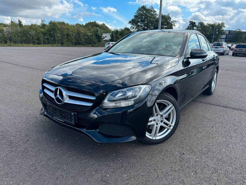 Image of Mercedes-Benz C 220