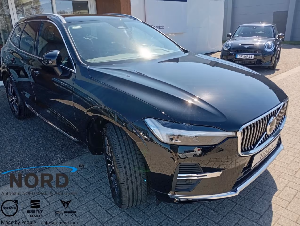 Volvo XC60 B4D Inscription 2WD/Leder/Licht-Pak/Harman