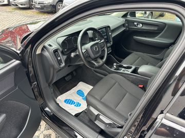 Volvo XC40 - 11