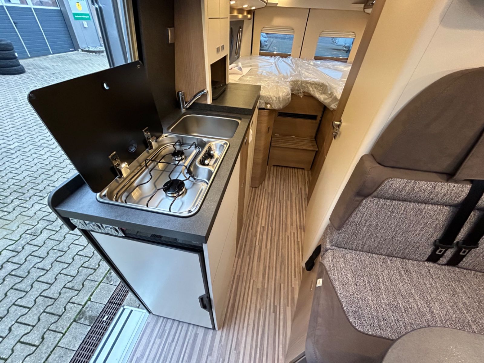 Fahrzeugabbildung Malibu Van 640 LE RB GT Two Rooms MJ 25 Skyview Aktion