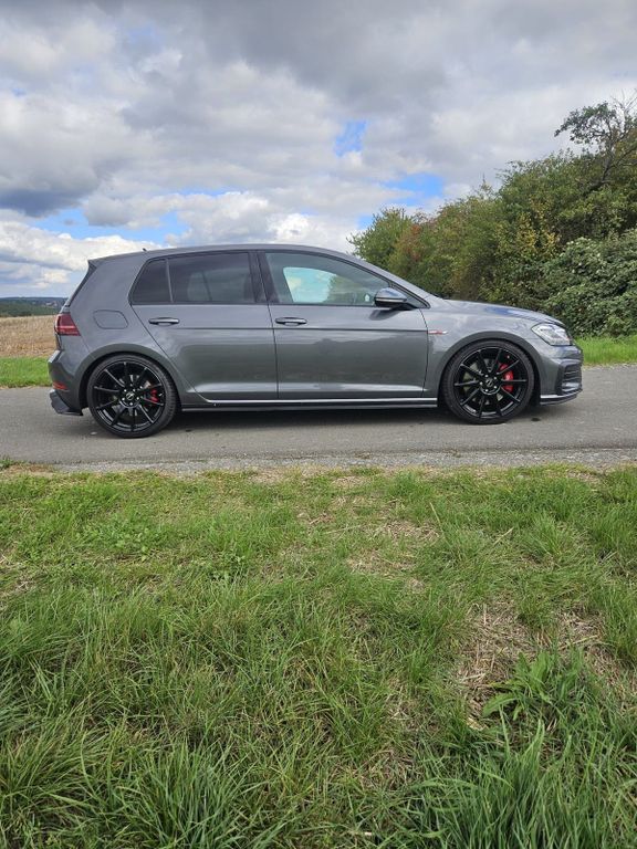 Image of Volkswagen Golf