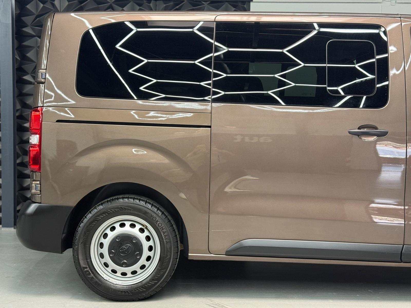 Toyota Proace L1 9-SITZER*2.HAND*KLIMA*TÜV NEU*8-FACH