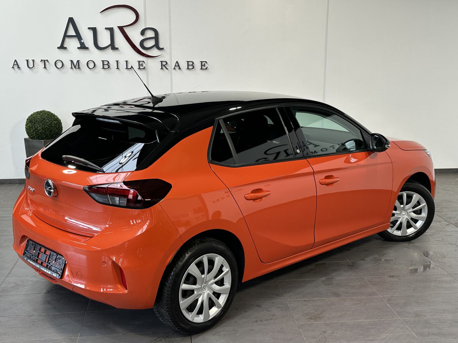 Fahrzeugabbildung Opel Corsa e Edition SHZ+180°-KAMERA+SHZ+STYLE-PAKET