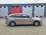 Hyundai i30 cw Pure/KOMBILIMOUSINE/1HAND - Hyundai i30: Pure