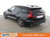 Volvo 2.0 T8 Plug-in Hybrid R Design AWD Aut.*NAV*HUD* - Volvo V60: Awd R Design