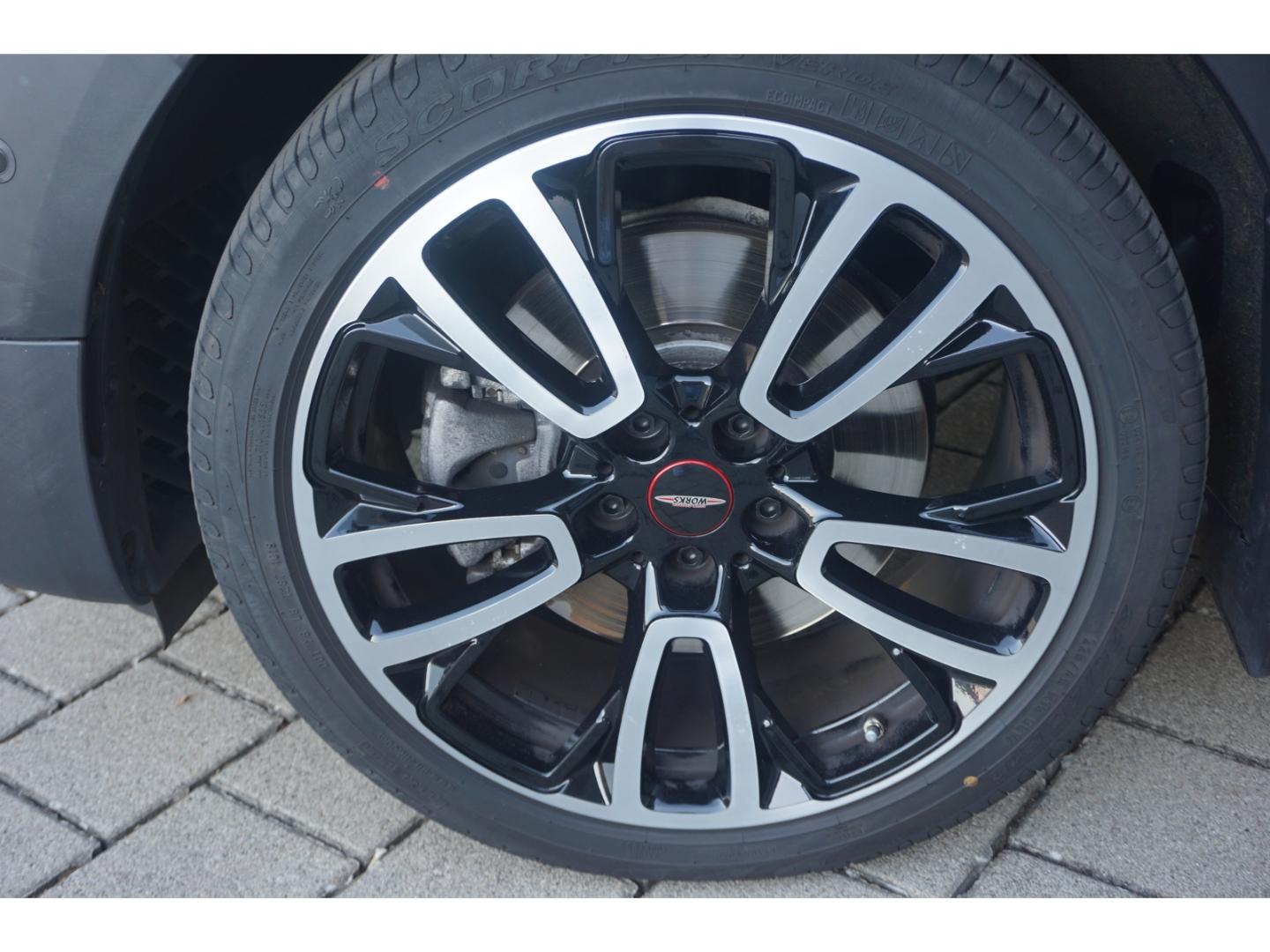 MINI Cooper S Countryman ALL4 Aut. Pano Navi HUD LED 