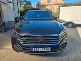 Volkswagen Touareg 3.0 V6 TDI 170kW 4MOT R-LINE - gebrauchte VW Touareg aus dem Jahr 2019