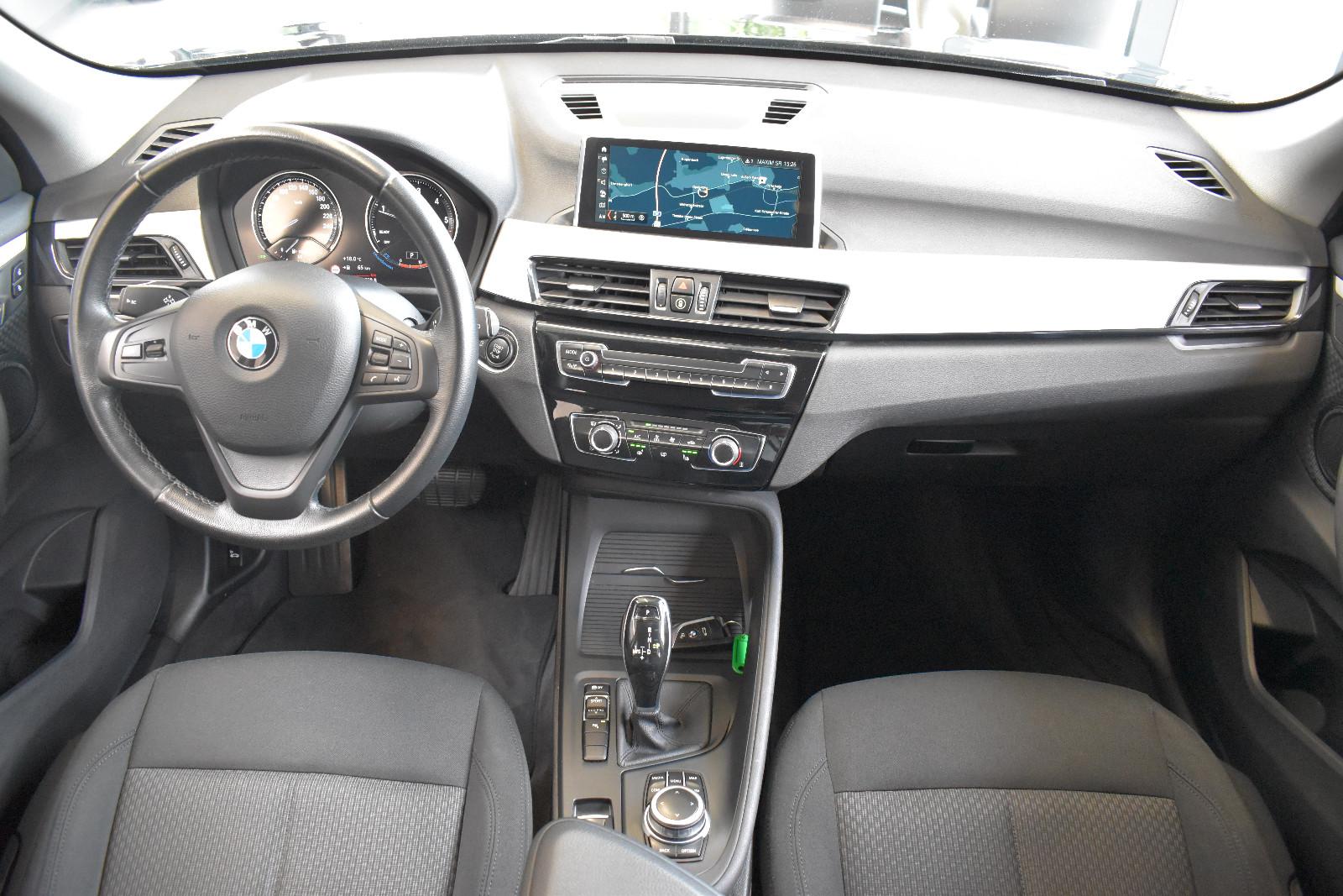 BMW X1 sDrive 18d Automatik Navigation~DAB~Sitzheiz.