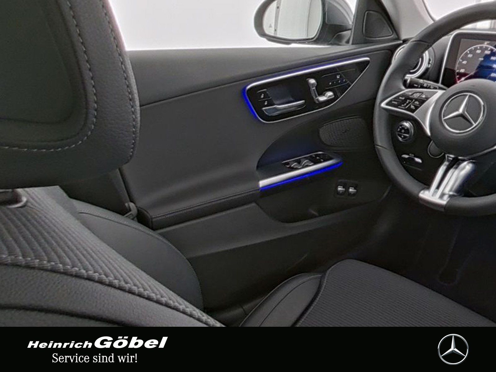 Fahrzeugabbildung Mercedes-Benz C 300 e T AVANTGARDE+AHK+HUD+360°+PANO+FAHRASSI