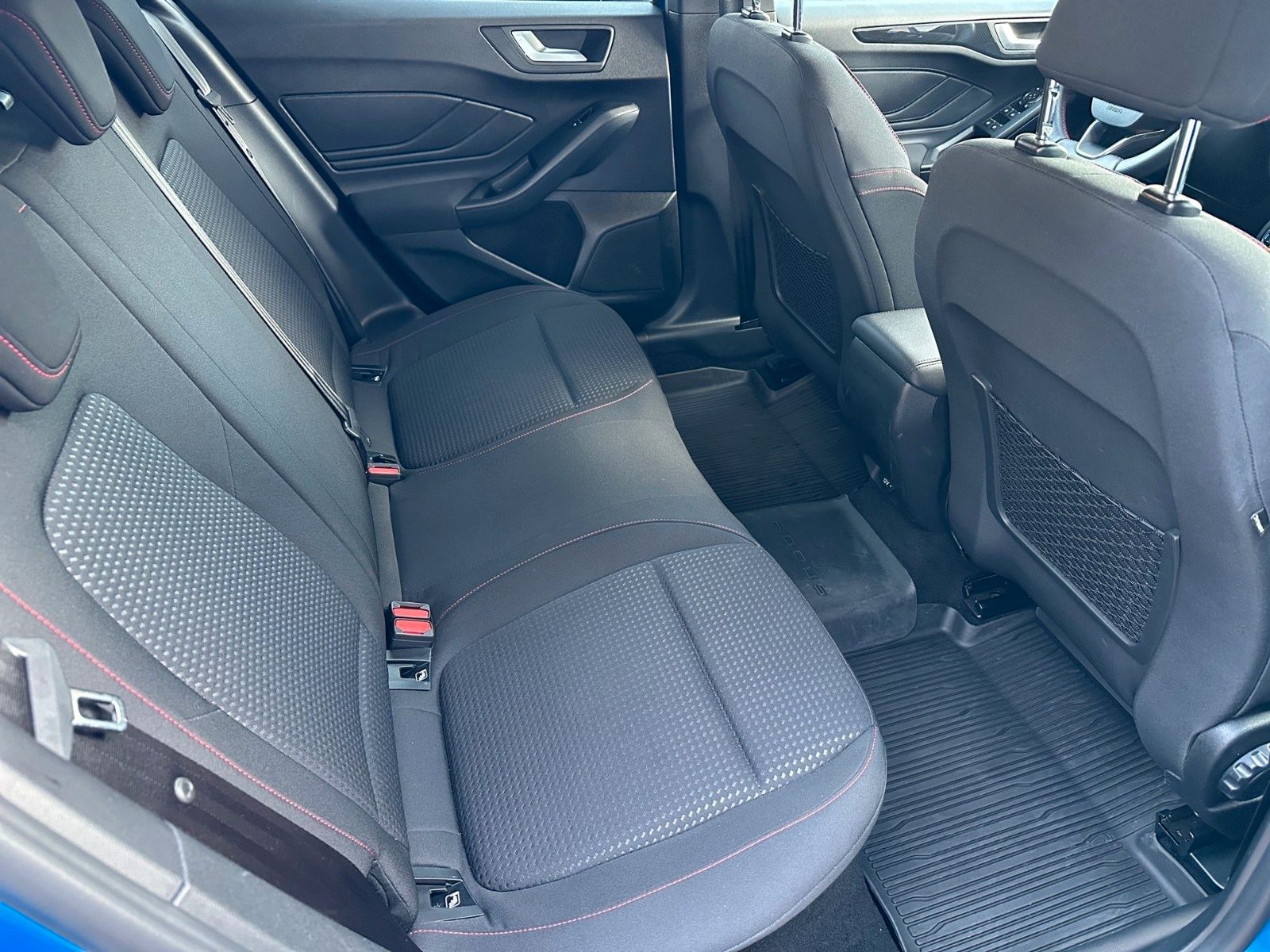 Ford Focus Turnier 1.5 SR+WR Twa Navi Kamera – Bild 4