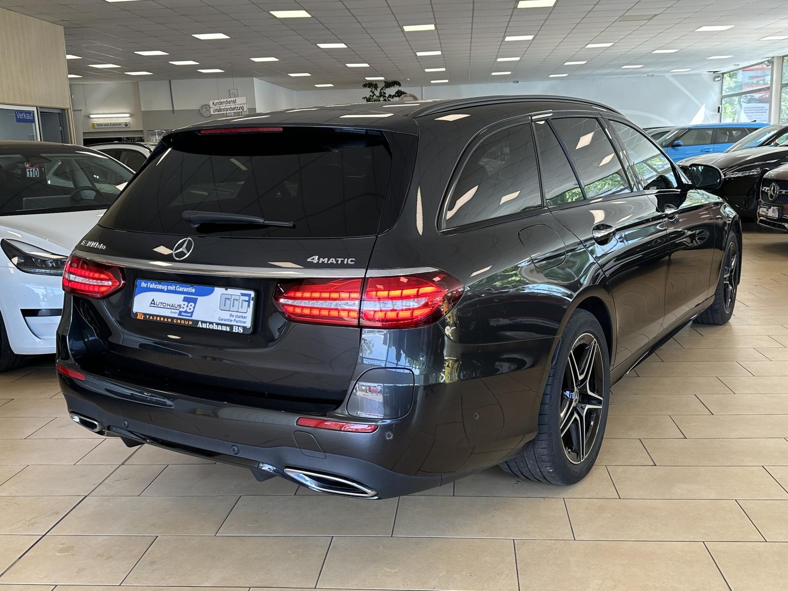 Mercedes-Benz E 300 de*4Matic*AMG+Night p.*ACC*360*Burmester