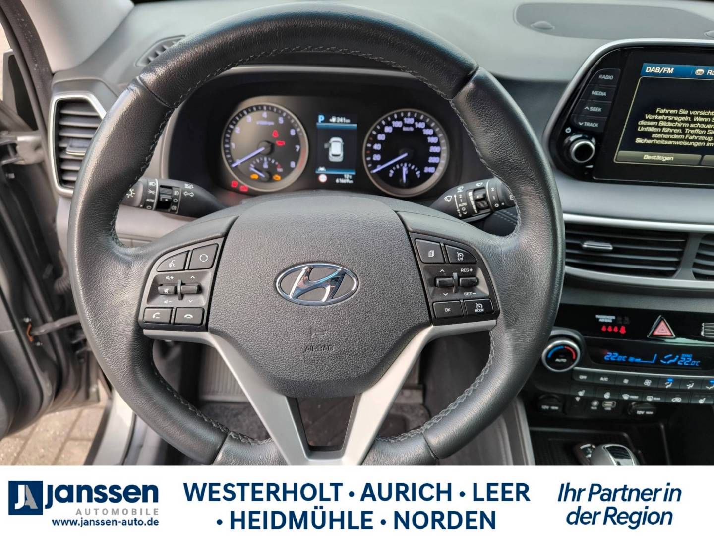 Fahrzeugabbildung Hyundai TUCSON Turbo/Automatik/PDC/Navi/Rückfahrkamera