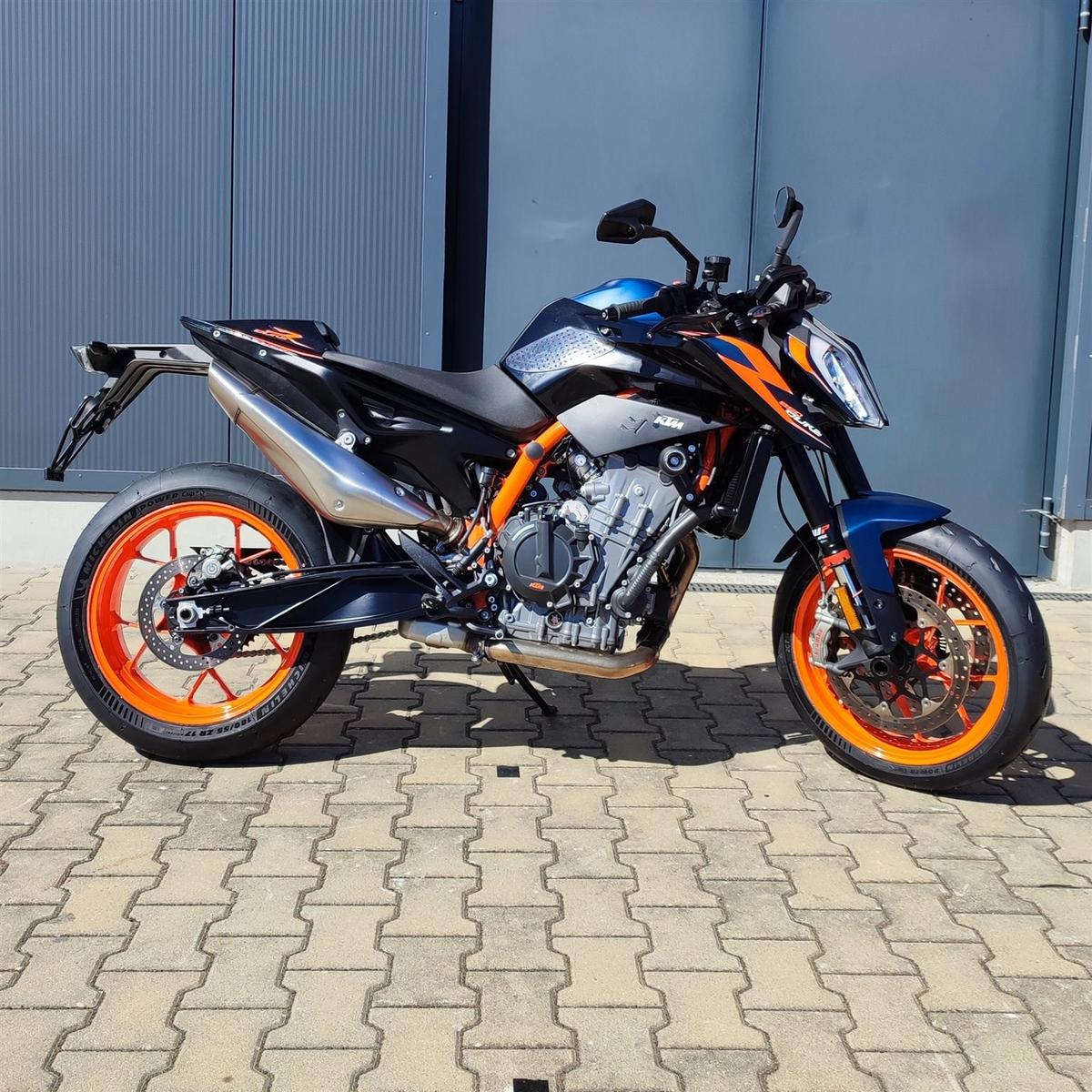 KTM 890 Duke R inkl.TechPack