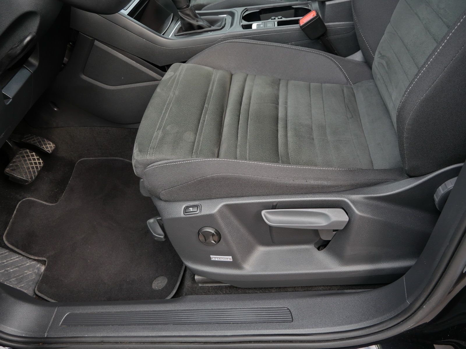 Volkswagen Touran - Bild 21