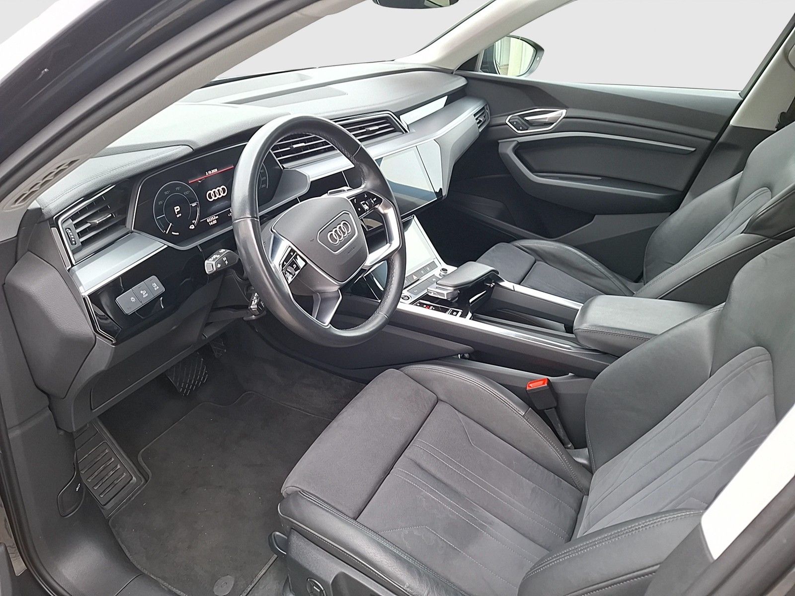 Fahrzeugabbildung Audi e-tron Sportback 50 advanced quattro LED Navi AV