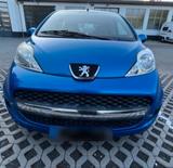 Peugeot Peugot 107,  3.Hand, Garagenwagen - gebrauchte Peugeot 107 aus dem Jahr 2011