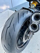 Ducati Monster 821 - Reifen & TÜV & Zahnriemen neu - DUCATI MÜNCHEN