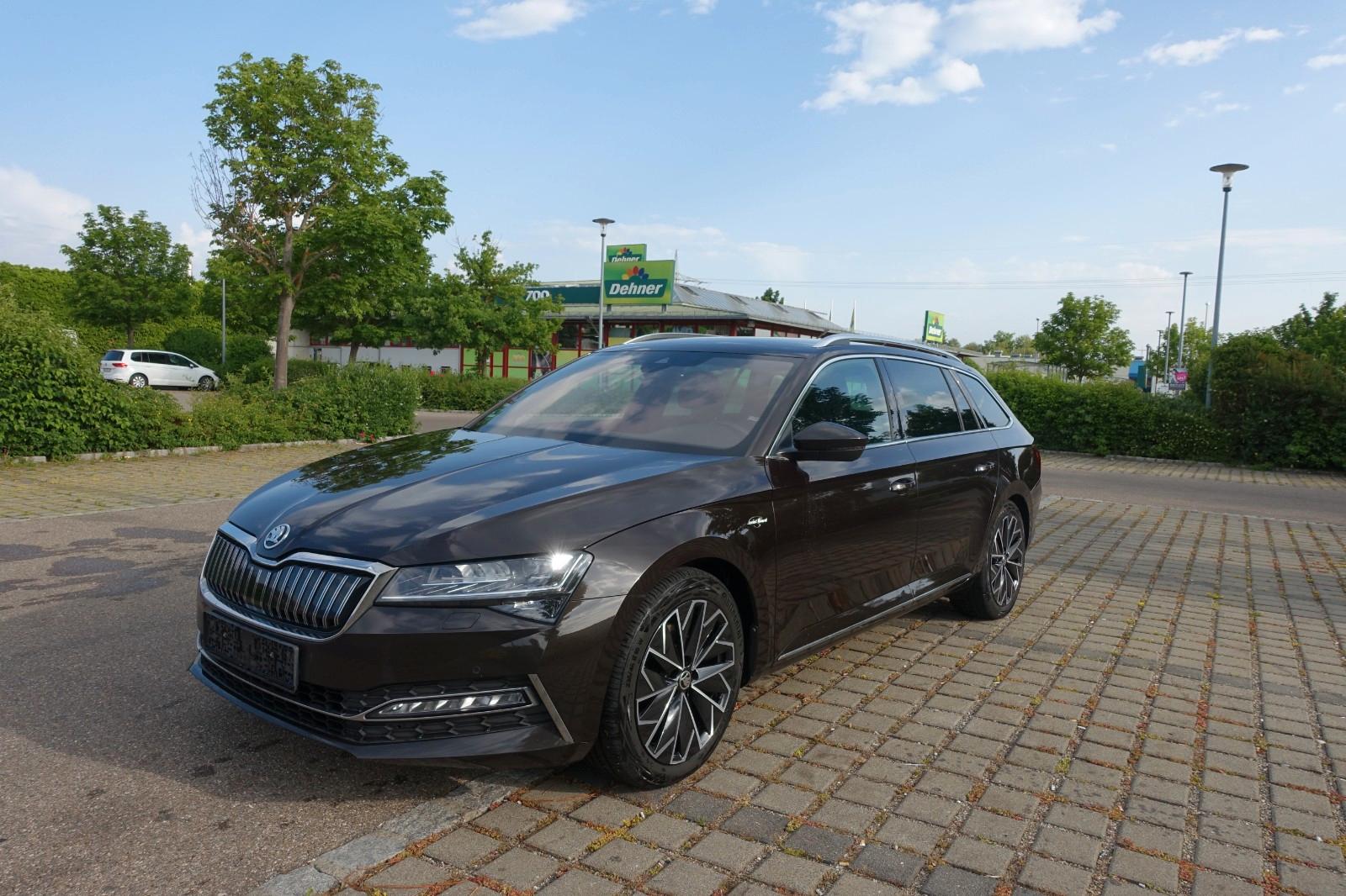 Skoda Superb Combi L&K iV Aut,Matrix Leder Navi Alu