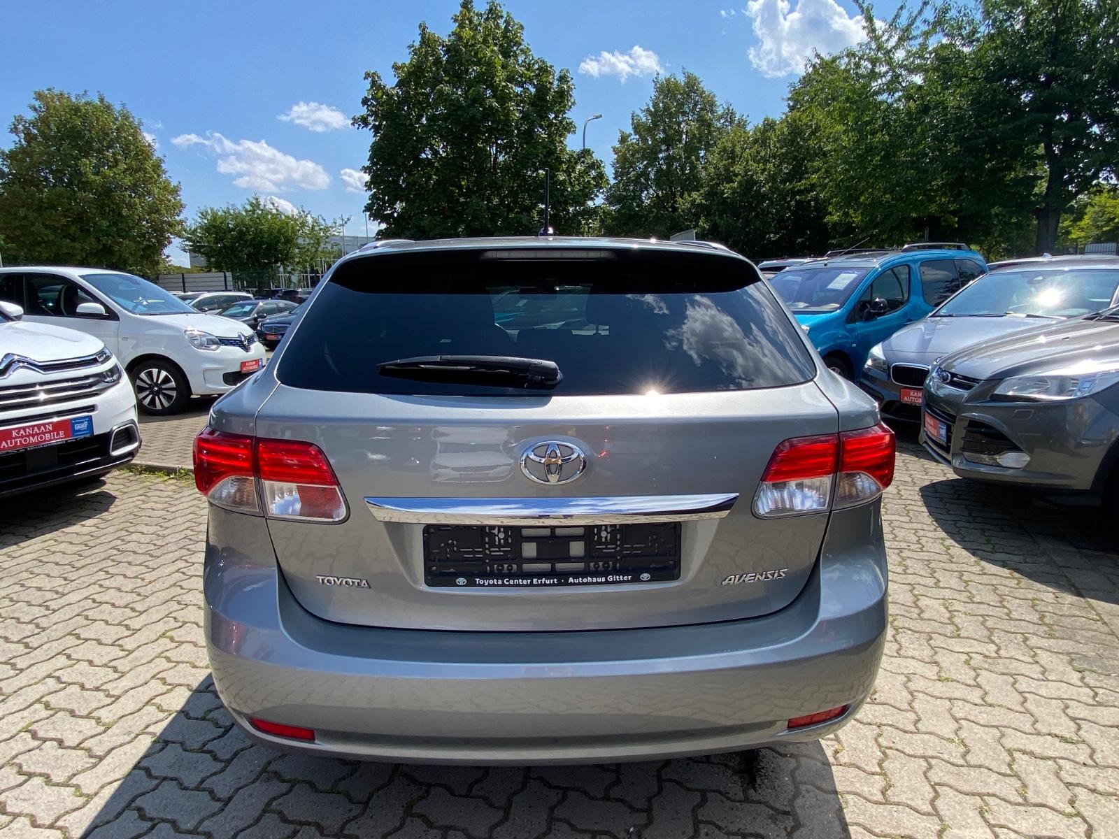 Toyota Avensis 2013 — photo 6