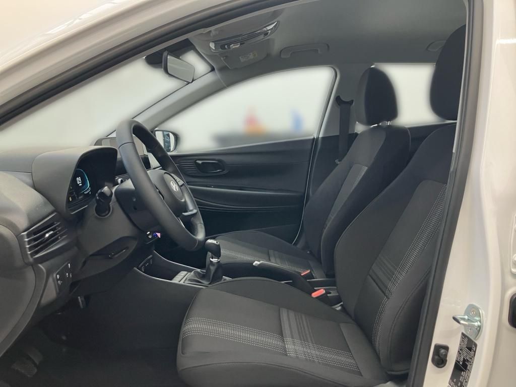 Fahrzeugabbildung Hyundai i20 1.2 5-MT Select Navi SpurH KAM PDC