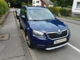 Skoda Yeti 1.2 TSI Active wenig Km,2.Hd,Klima,Alu-etc - Skoda Yeti Gebrauchtwagen in Solingen