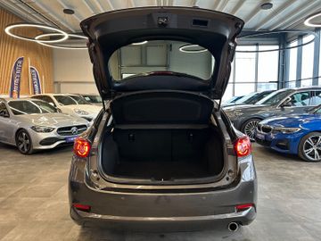 MYAUTOCENTER – Gebraucht- und Jahreswagen mit Werkstattservice in Pfaffenhofen Mazda 3 Lim. Exclusive-Line *LED*PDC*Klima*