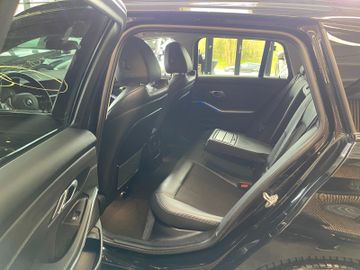 BMW 318d  Touring  Sport Line  *1.HAND*LED*NAVI*PDC*