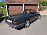 Mercedes-Benz E 200 E 200 - Mercedes-Benz E-Class aus 1995