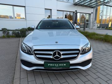 Mercedes E 220 - 3