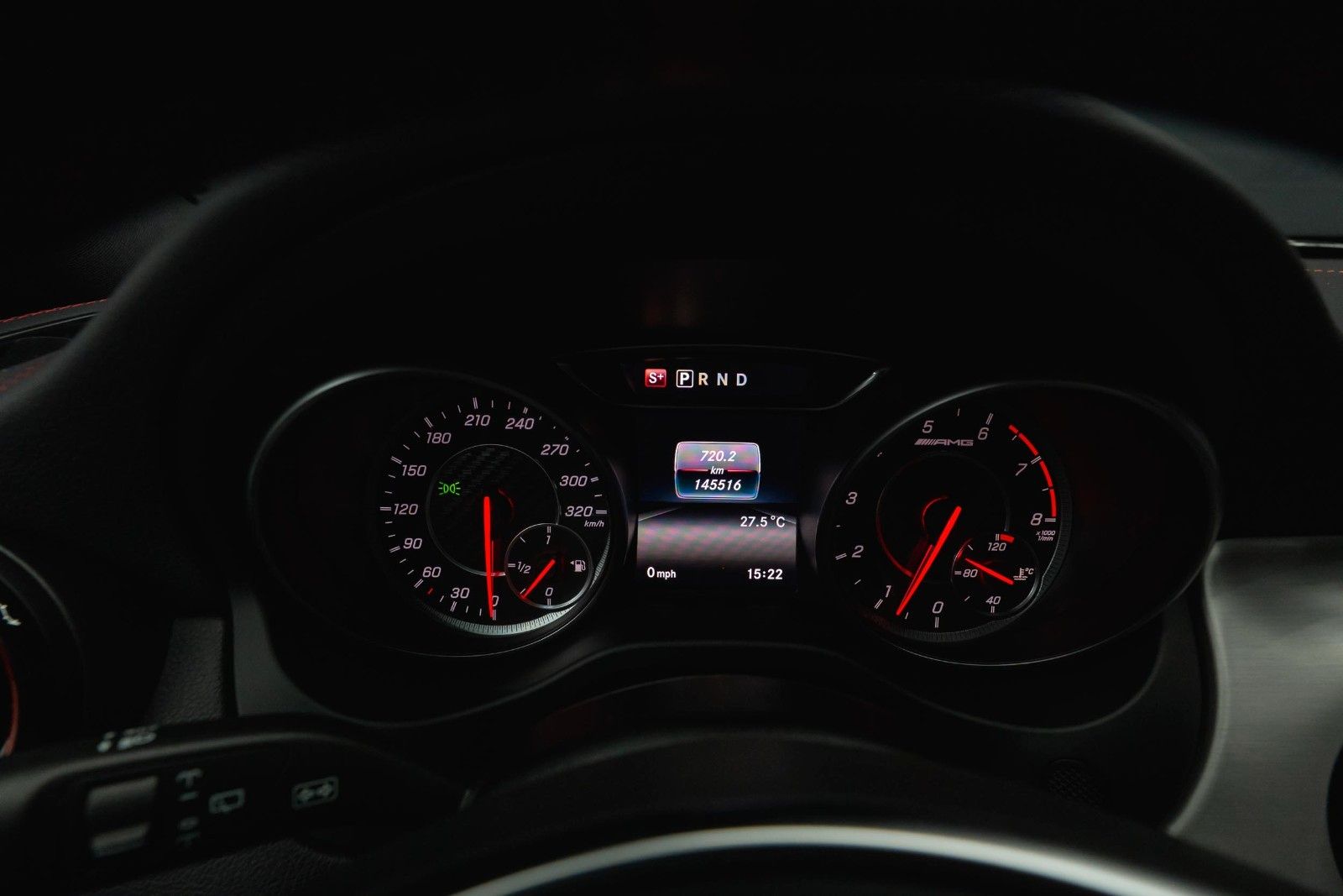 Fahrzeugabbildung Mercedes-Benz CLA 45 AMG 4Matic Performance Night *Pano*LED*