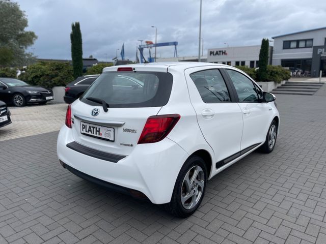 Toyota Yaris  Comfort Hybrid