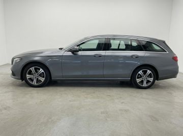 Mercedes E 200 - 4