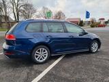 Volkswagen Golf VII Variant Comfortline mit R-Line Paket - : V mit