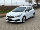 Kia Ceed 1.4 PDC Kamera SHZ Navi LED Tempomat 16" - Kia: 1.4