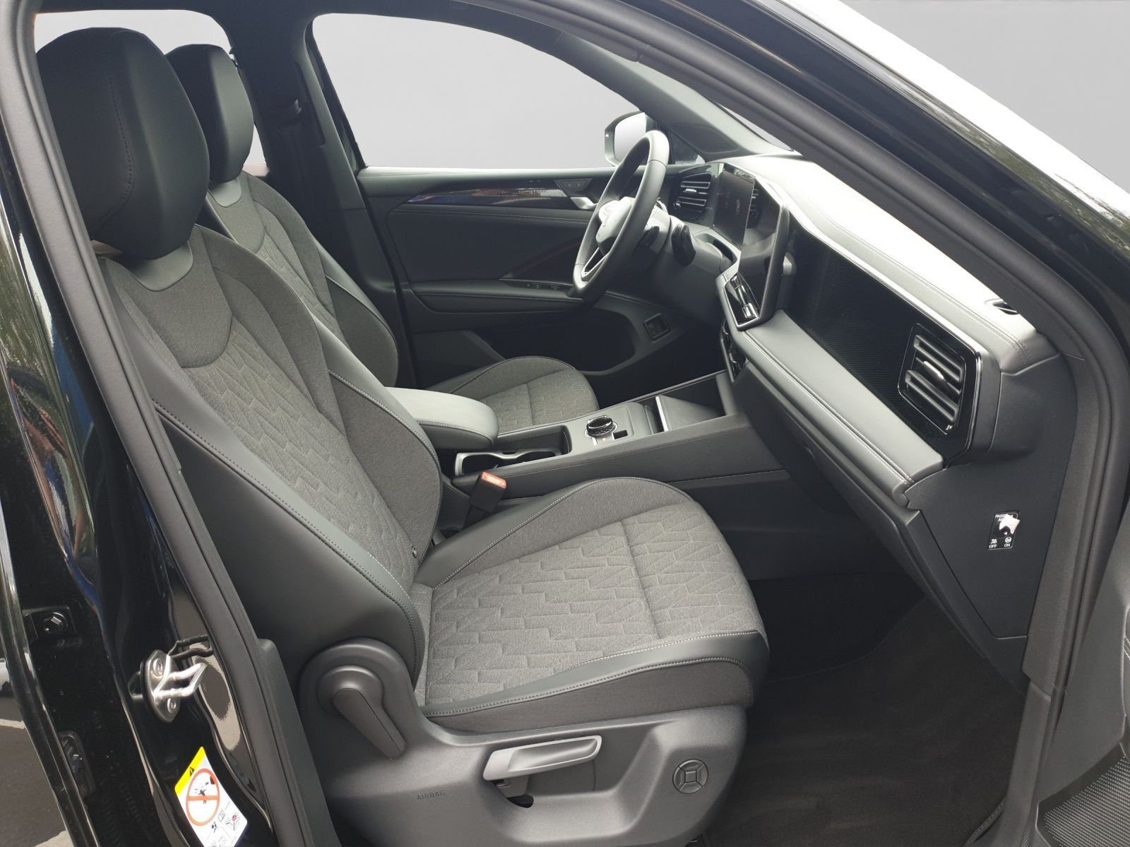 Volkswagen Tiguan 1.5 TSI eHybrid LIFE KAMERA LED ACC SITZ foto 4
