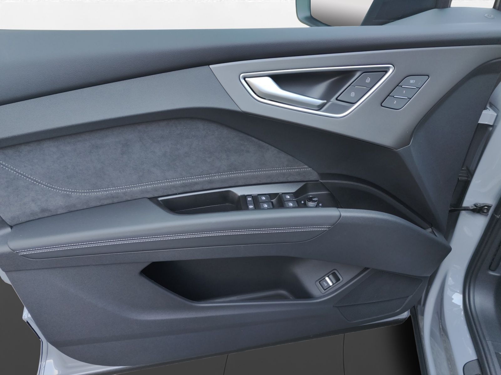Audi Q4 e-tron SUV QUATTRO+S-LINE+PANO+AHK+AR-HUD+ imagem 3