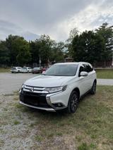 Mitsubishi Outlander 2.0 MIVEC Edition 100 ClearTec 2WD... - Mitsubishi Outlander in Stuttgart